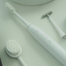 Load and play video in Gallery viewer, Megami™ Softclean Ultrasonic+ Toothbrush
